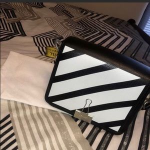 Off white purse